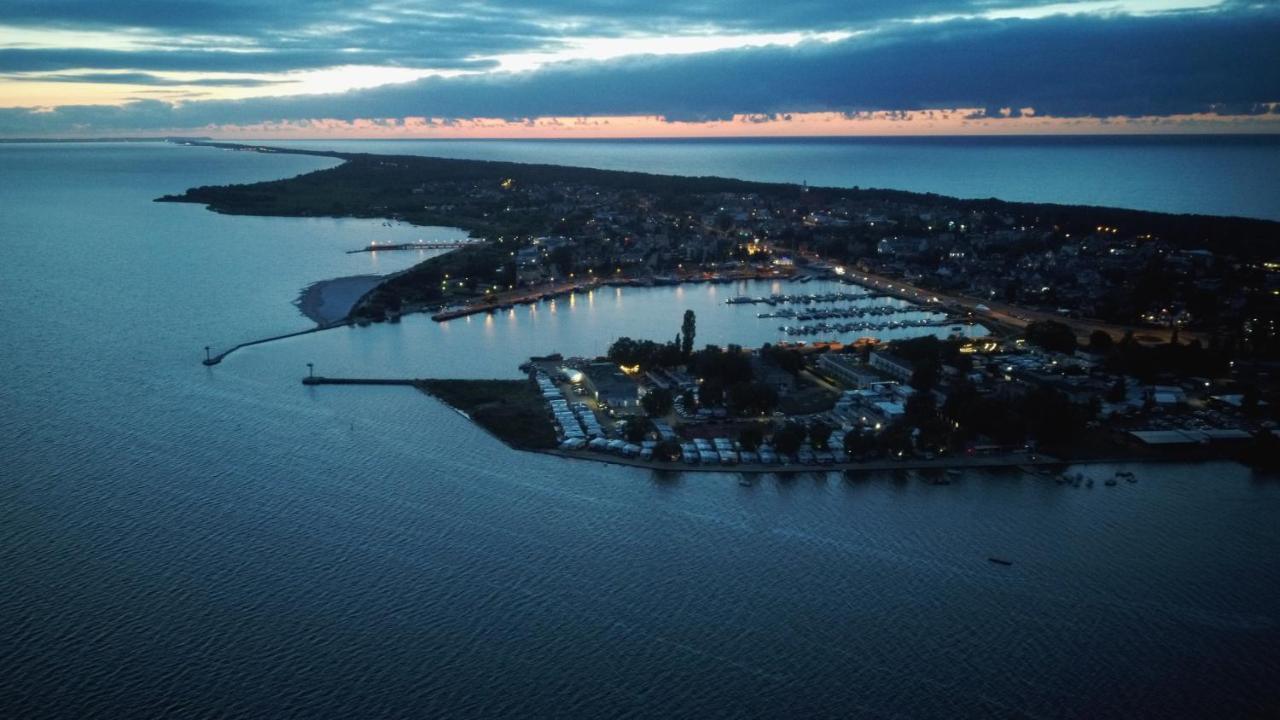 Sonata Camp Hotel Jastarnia Buitenkant foto