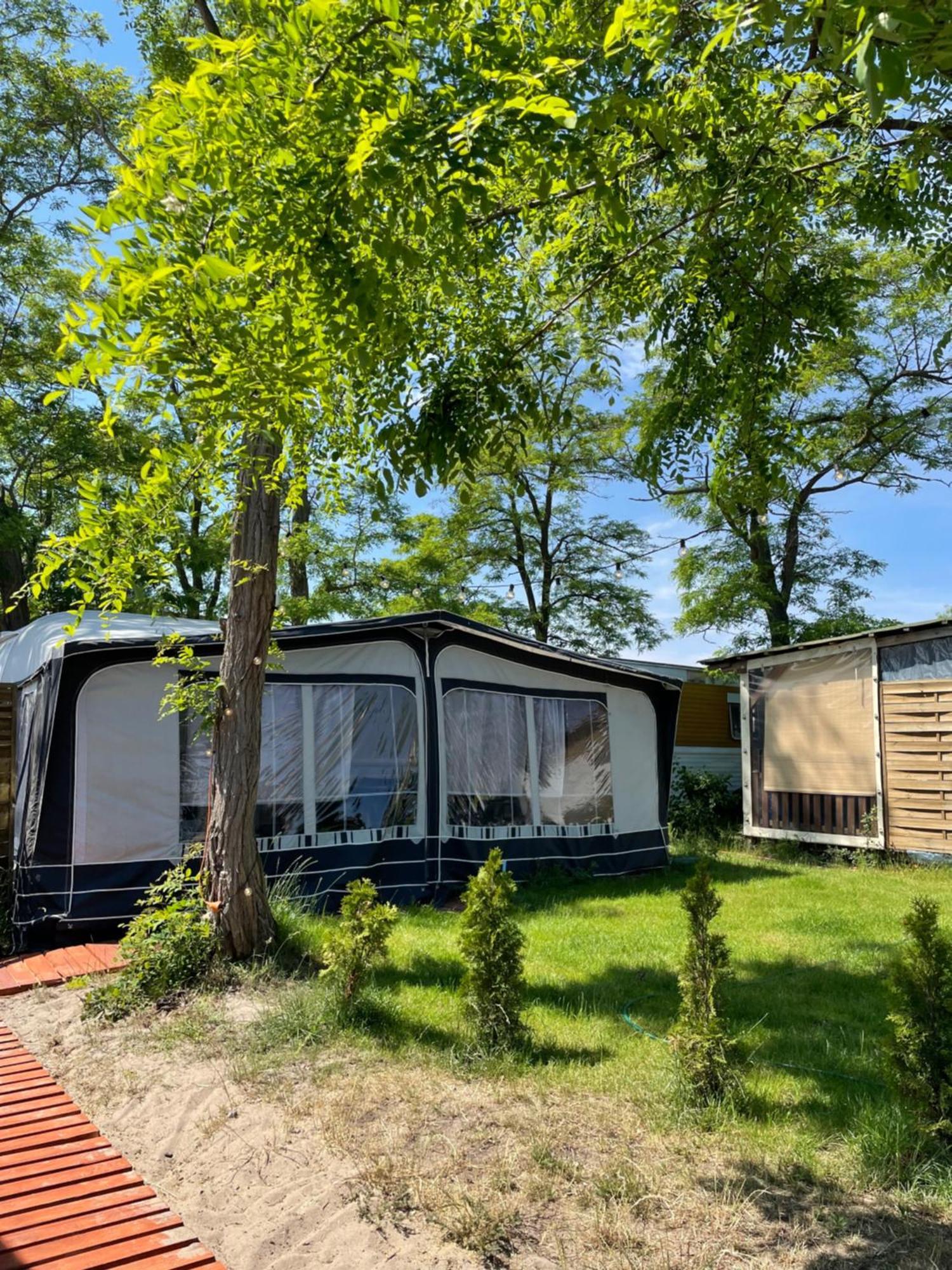 Sonata Camp Hotel Jastarnia Buitenkant foto